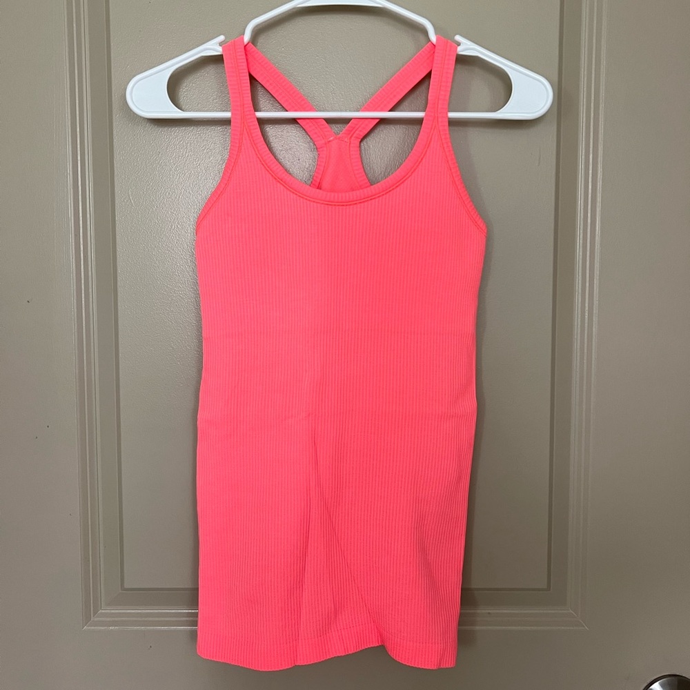 Lululemon Ebb to Street Tank